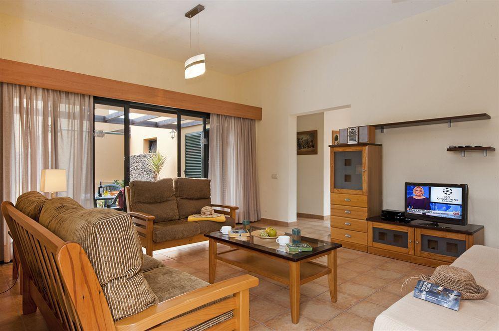 Villas Sol Deluxe Corralejo Exterior photo